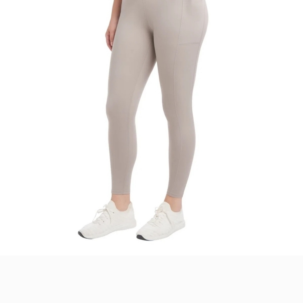 🆕️ DANSKIN LIGHT TAUPE LEGGINGS